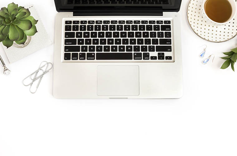 How I finally learned to manage and organize my font library, with help from RightFont // From MichelleHickey.Design