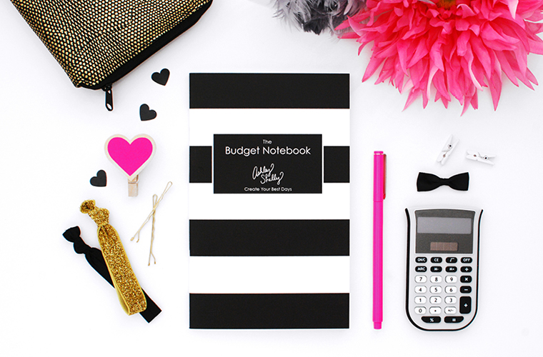 Have you ever dreamed of designing planners, journals and calendars? Ashley Shelly not only made it happen, but established herself as an authority in her niche in just two short years. In this creative entrepreneur expert interview, Ashley reveals her tactics for success, and gives us a glimpse of what she has planned for the future of her brand. // From MichelleHickey.Design