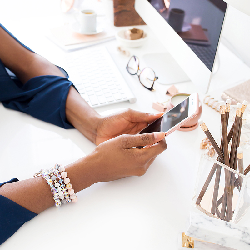 Are you a creative business owner who feels alone in your struggles, while everyone else is killing it? In this article and video, you’ll find strategies for finding connections and community that give you the support you need to keep moving forward. // from Michelle Hickey Design #creativebusiness #mindsetstrategies #instagram #creativecommunity #risingtidesociety #tuesdaystogether